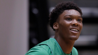 Get Robert Williams A Damn Wallet Chain